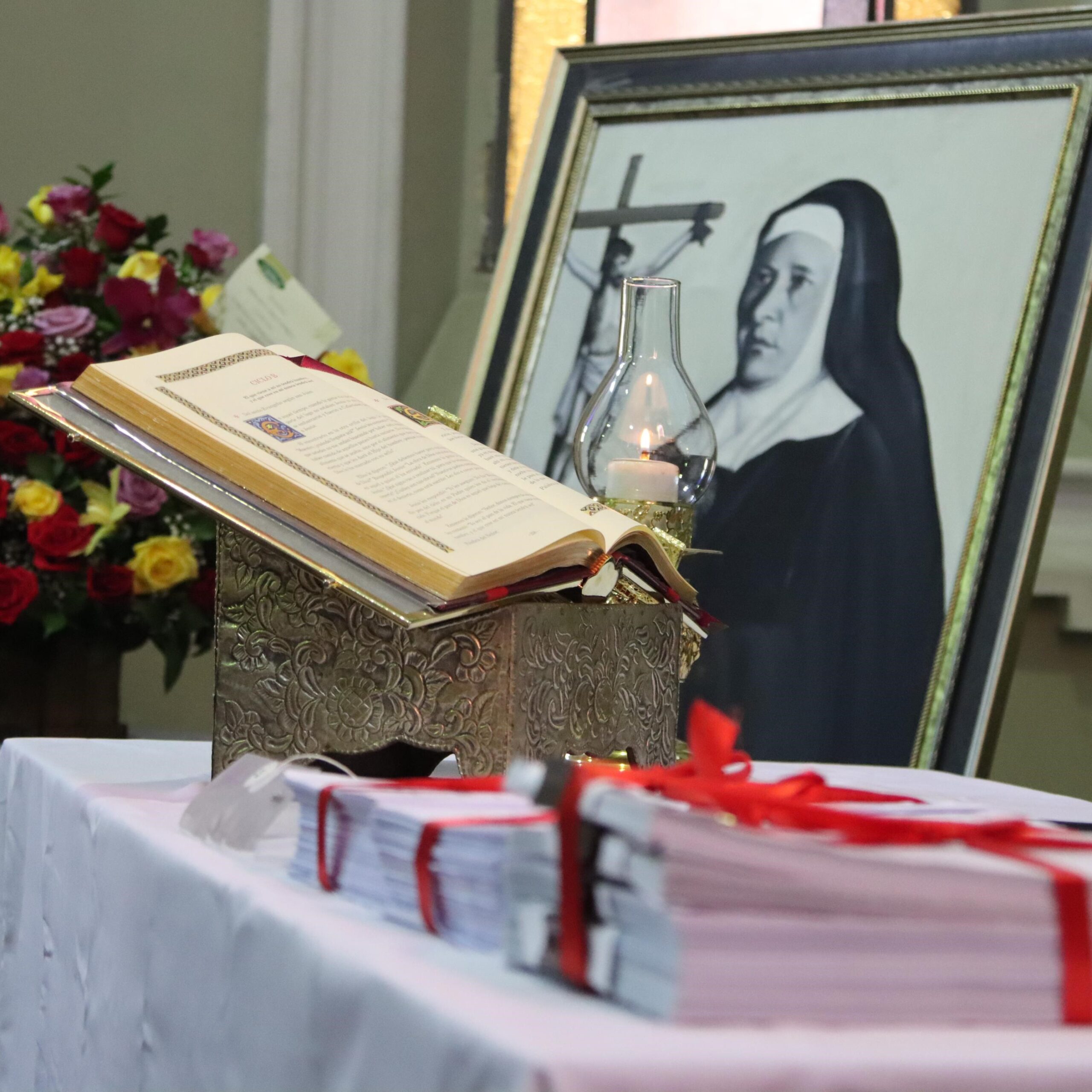 acto_de_clausura_del_proceso_diocesano_de_la_causa_de_canonizacion_de_madre_maria_jesus_upegui_moreno